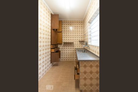 Casa à venda com 122m², 8 quartos e 2 vagas Casa à venda com 122m², 8 quartos e 2 vagasCozinha 2