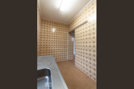 Casa à venda com 122m², 8 quartos e 2 vagas Casa à venda com 122m², 8 quartos e 2 vagasCozinha 2