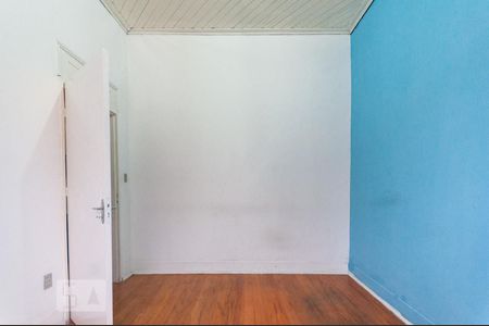 Casa à venda com 122m², 8 quartos e 2 vagas Casa à venda com 122m², 8 quartos e 2 vagasQuarto 2