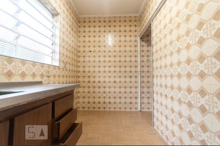 Casa à venda com 122m², 8 quartos e 2 vagas Casa à venda com 122m², 8 quartos e 2 vagasCozinha 2