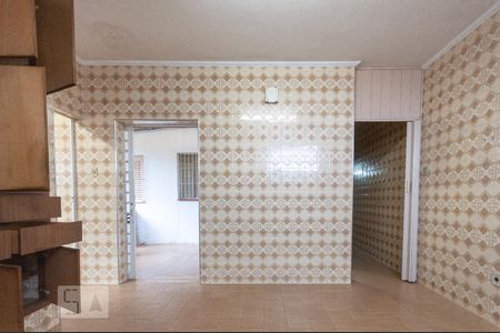 Casa à venda com 122m², 8 quartos e 2 vagas Casa à venda com 122m², 8 quartos e 2 vagasCozinha 1