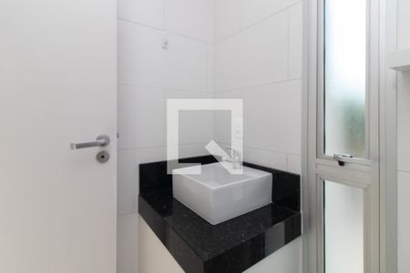 Banheiro de apartamento para alugar com 1 quarto, 50m² em Camaquã, Porto Alegre
