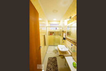 Banheiro de casa para alugar com 2 quartos, 150m² em Vila Fachini, São Paulo