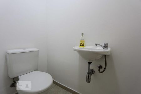 lavabo de apartamento para alugar com 1 quarto, 48m² em Vila Andrade, São Paulo