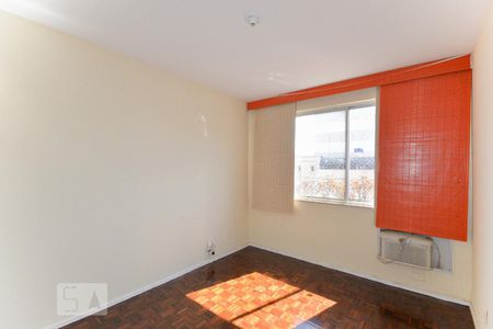 Apartamento à venda com 150m², 4 quartos e 2 vagas Apartamento à venda com 150m², 4 quartos e 2 vagasQuarto 1