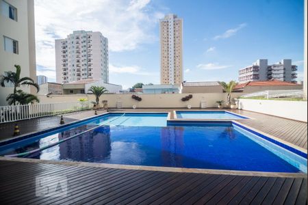 Apartamento à venda com 65m², 3 quartos e 1 vaga Apartamento à venda com 65m², 3 quartos e 1 vagaÁrea comum - Piscina