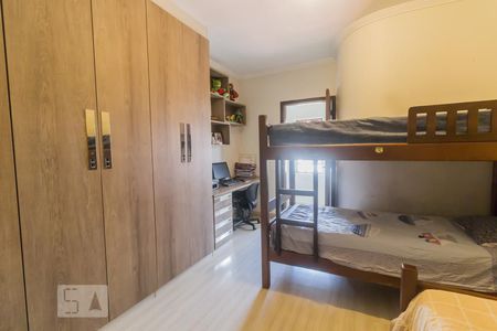 Casa à venda com 219m², 3 quartos e 2 vagas Casa à venda com 219m², 3 quartos e 2 vagasQuarto 2