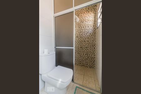 Casa à venda com 219m², 3 quartos e 2 vagas Casa à venda com 219m², 3 quartos e 2 vagasBanheiro da suíte