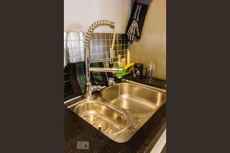 Apartamento à venda com 71m², 1 quarto e 2 vagasCozinha Pia