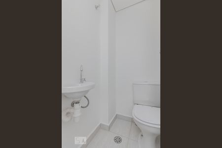 Lavabo de apartamento para alugar com 2 quartos, 45m² em Vila Monumento, São Paulo