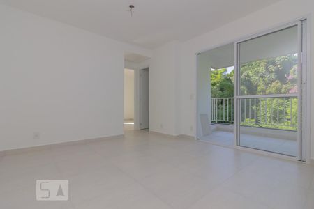 Sala de apartamento para alugar com 2 quartos, 45m² em Vila Monumento, São Paulo