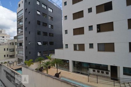 Apartamento à venda com 154m², 4 quartos e 3 vagasVista