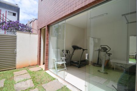 Apartamento à venda com 154m², 4 quartos e 3 vagasAcademia