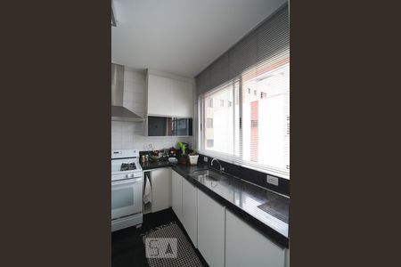 Apartamento à venda com 154m², 4 quartos e 3 vagasCozinha