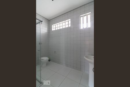 Banheiro de casa para alugar com 2 quartos, 82m² em Vila Mariana, São Paulo