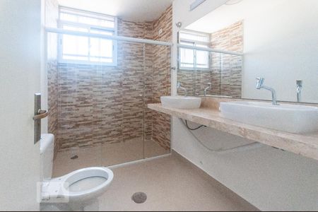 Apartamento à venda com 97m², 2 quartos e sem vaga Apartamento à venda com 97m², 2 quartos e sem vagaBanheiro