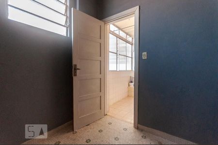 Apartamento à venda com 97m², 2 quartos e sem vaga Apartamento à venda com 97m², 2 quartos e sem vagaQuarto de Serviço