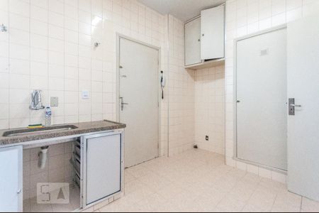 Apartamento à venda com 97m², 2 quartos e sem vaga Apartamento à venda com 97m², 2 quartos e sem vagaCozinha