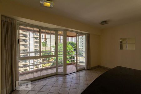 Sala de apartamento para alugar com 1 quarto, 47m² em Jardim Londrina, São Paulo