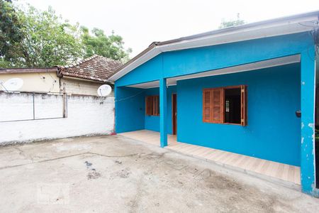 Pátio de casa para alugar com 3 quartos, 84m² em Teresópolis, Porto Alegre