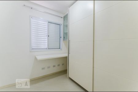 Quarto 2 de apartamento à venda com 2 quartos, 50m² em Km 18, Osasco