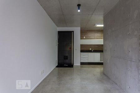 Sala de apartamento para alugar com 2 quartos, 70m² em Vila Suzana, São Paulo