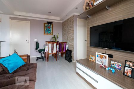 Sala de estar de apartamento à venda com 3 quartos, 66m² em Vila Rosália, Guarulhos