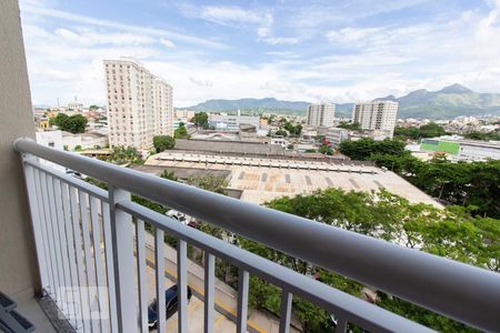 Varanda de apartamento para alugar com 2 quartos, 60m² em Del Castilho, Rio de Janeiro