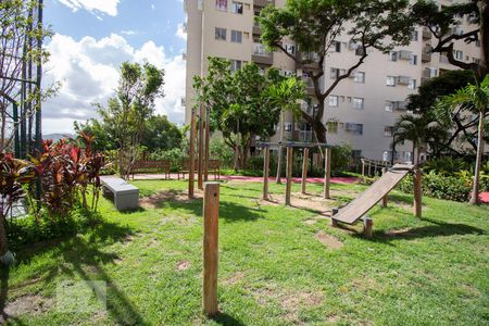 Apartamento para alugar com 60m², 2 quartos e 1 vaga Apartamento para alugar com 60m², 2 quartos e 1 vagaÁrea de lazer (bosque)