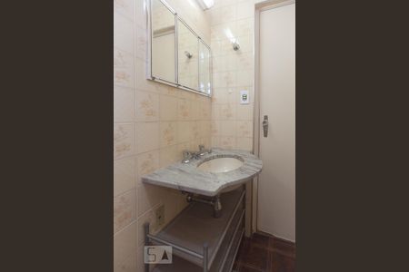 Apartamento à venda com 94m², 3 quartos e 1 vaga Apartamento à venda com 94m², 3 quartos e 1 vagaBanheiro