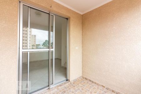 Varanda  de apartamento para alugar com 3 quartos, 65m² em Vila Yara, Osasco