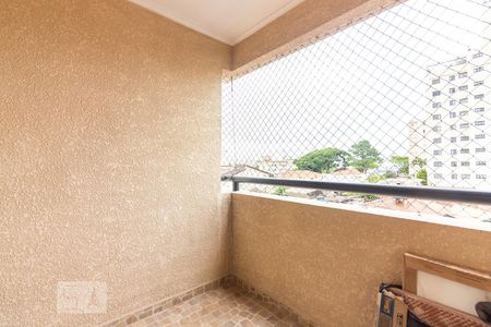 Varanda  de apartamento para alugar com 3 quartos, 65m² em Vila Yara, Osasco