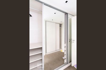 Apartamento à venda com 254m², 3 quartos e 3 vagasSuite 