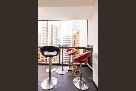 Sacada  de apartamento à venda com 3 quartos, 254m² em Tatuapé, São Paulo