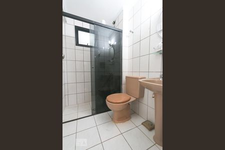 Banheiro  de apartamento à venda com 3 quartos, 78m² em Vila Firmiano Pinto, São Paulo