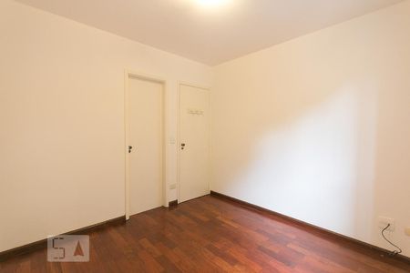 Apartamento à venda com 78m², 3 quartos e 1 vagaSuíte 