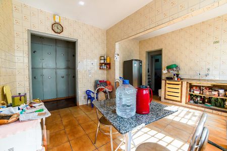 Casa à venda com 200m², 5 quartos e 3 vagasCozinha