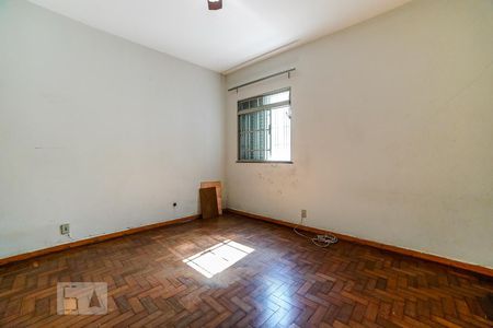 Quarto 2 de casa à venda com 5 quartos, 200m² em Parada Inglesa, São Paulo