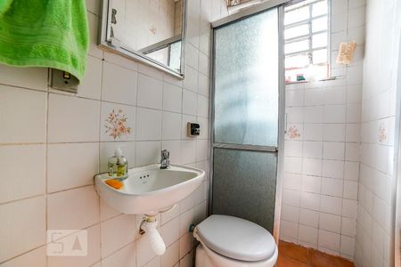 Casa à venda com 200m², 5 quartos e 3 vagasBanheiro 1
