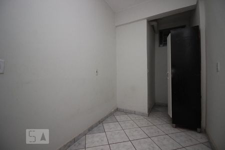 Quarto 2 de apartamento para alugar com 2 quartos, 45m² em Guará Ii, Brasília
