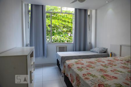Quarto 1 de apartamento para alugar com 3 quartos, 180m² em Copacabana, Rio de Janeiro