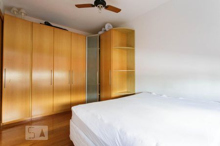 Suíte de apartamento à venda com 1 quarto, 70m² em Petrópolis, Porto Alegre