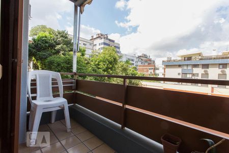 Sacada de apartamento à venda com 1 quarto, 70m² em Petrópolis, Porto Alegre
