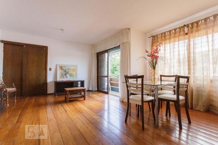Sala de apartamento à venda com 1 quarto, 70m² em Petrópolis, Porto Alegre