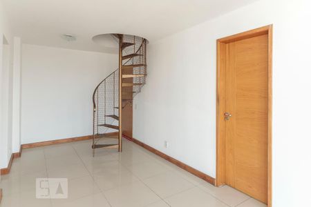 Sala de apartamento para alugar com 2 quartos, 150m² em Méier, Rio de Janeiro