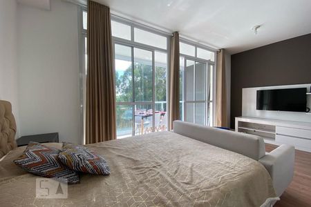 Quarto de kitnet/studio para alugar com 1 quarto, 35m² em Real Parque, São Paulo