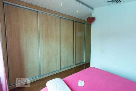 Casa para alugar com 500m², 4 quartos e 4 vagasSuíte