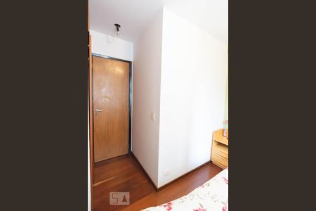 Casa para alugar com 500m², 4 quartos e 4 vagasQuarto Serviço