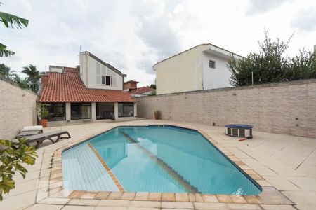 Casa para alugar com 500m², 4 quartos e 4 vagasPiscina