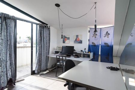 Casa para alugar com 500m², 4 quartos e 4 vagasEscritório Superior